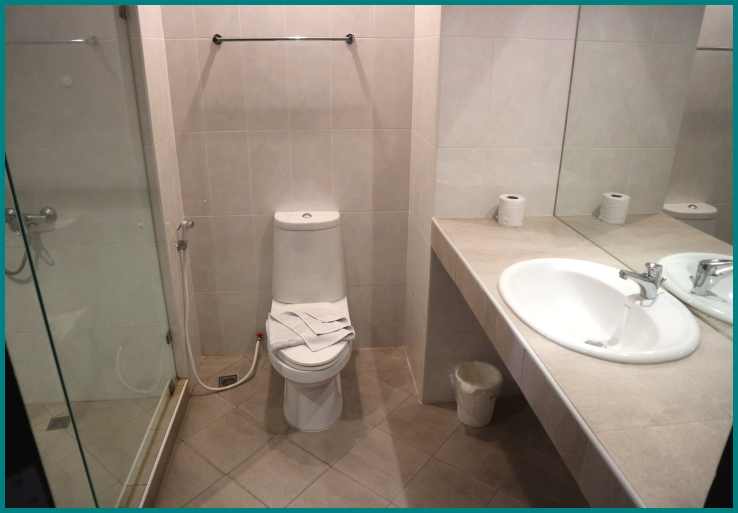 Confortable bahtroom apartment rental in Pattaya Jomtien.
